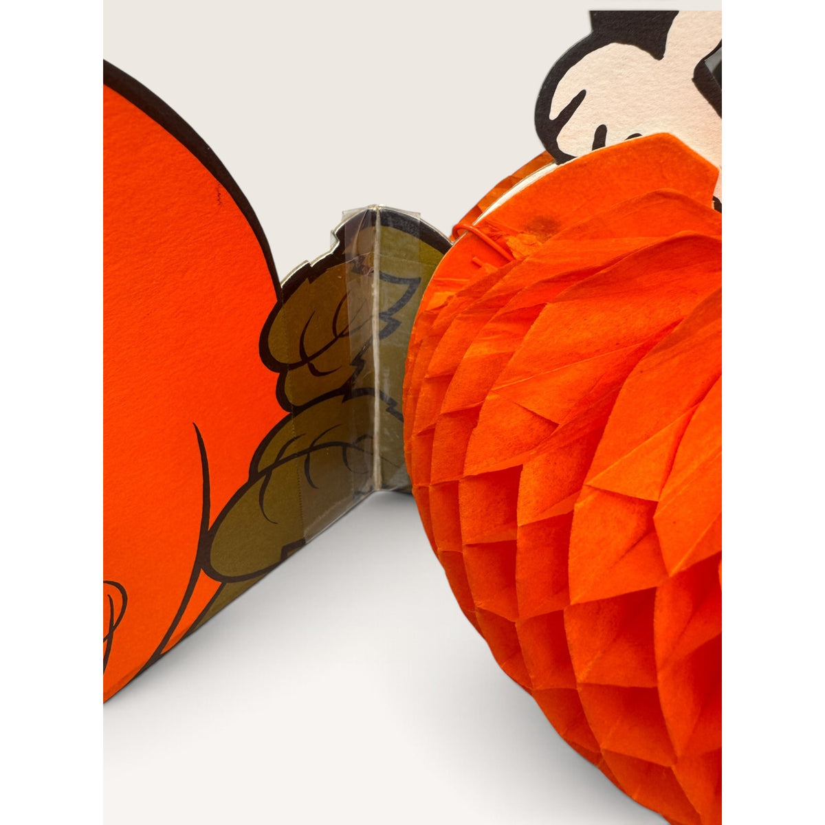 Hallmark Peanuts Great Pumpkin Halloween 1970s Centerpiece Snoopy Linus 14"