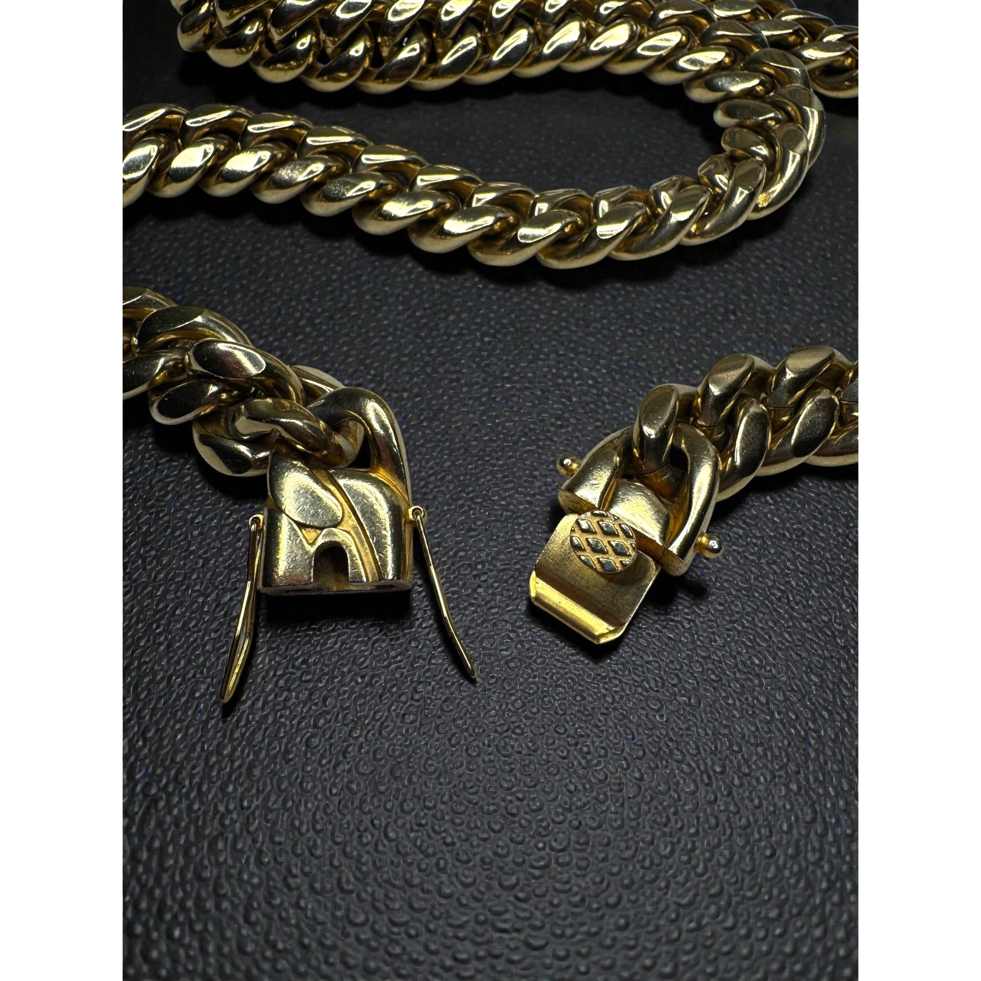 Gold Tone Stainless Steel Heavyweight Cuban Link Chain Necklace 24" 14mm 2000s
