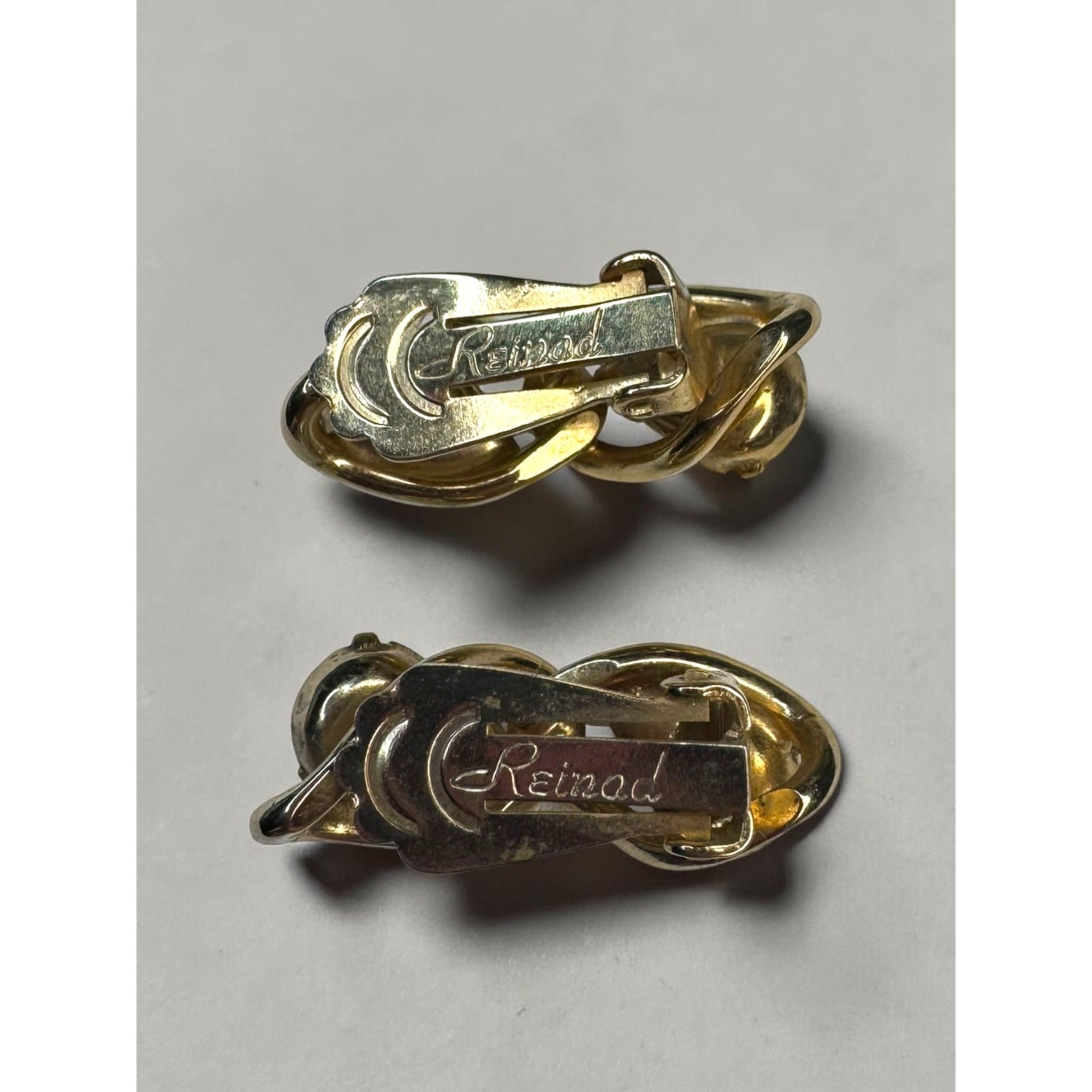 REINAD Milk Glass Gold Tone Twist Climber Clip Earrings Vintage 1950s