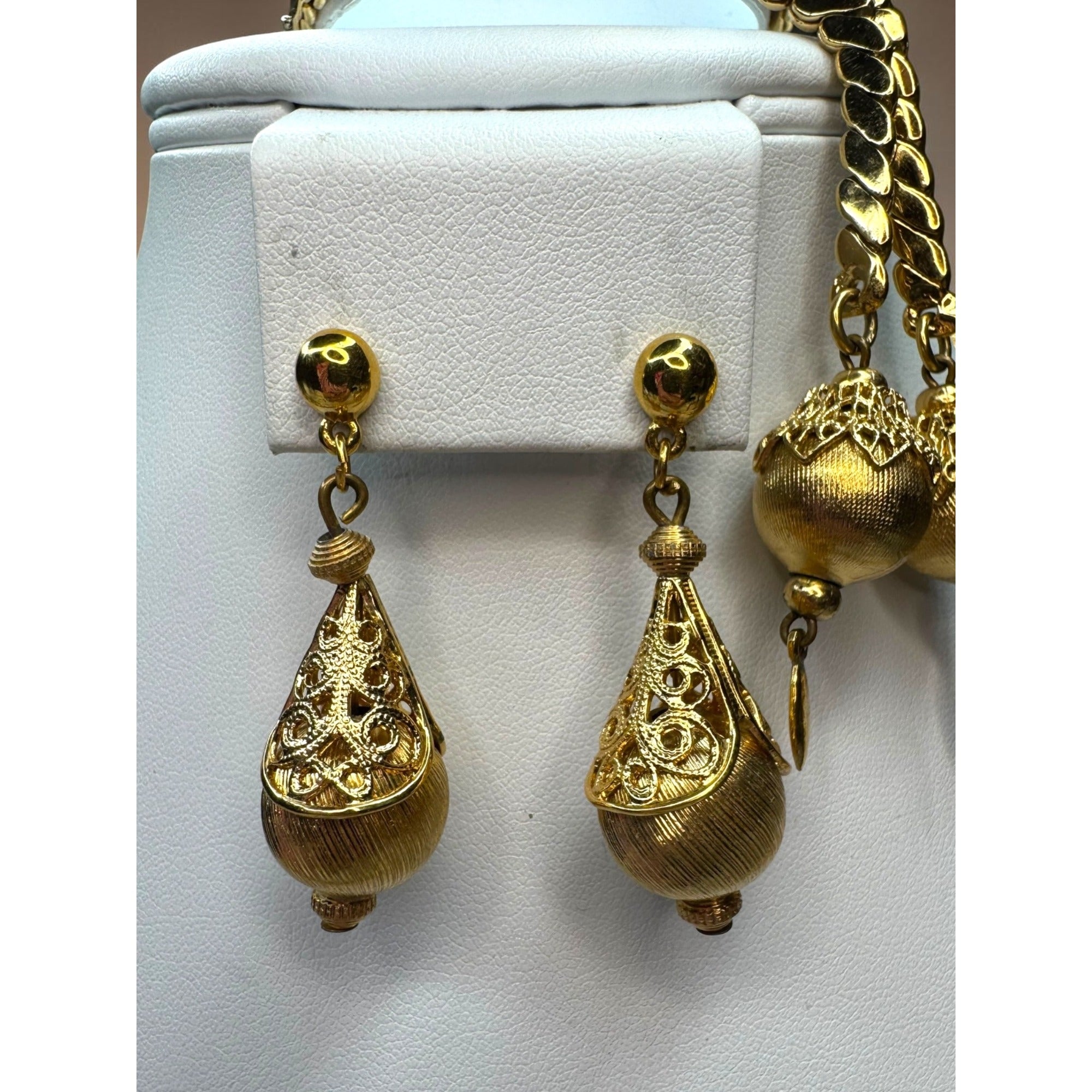 Monet 1961 Bolero Goldtone Parure Set necklace earrings bracelet Alice Vega Book