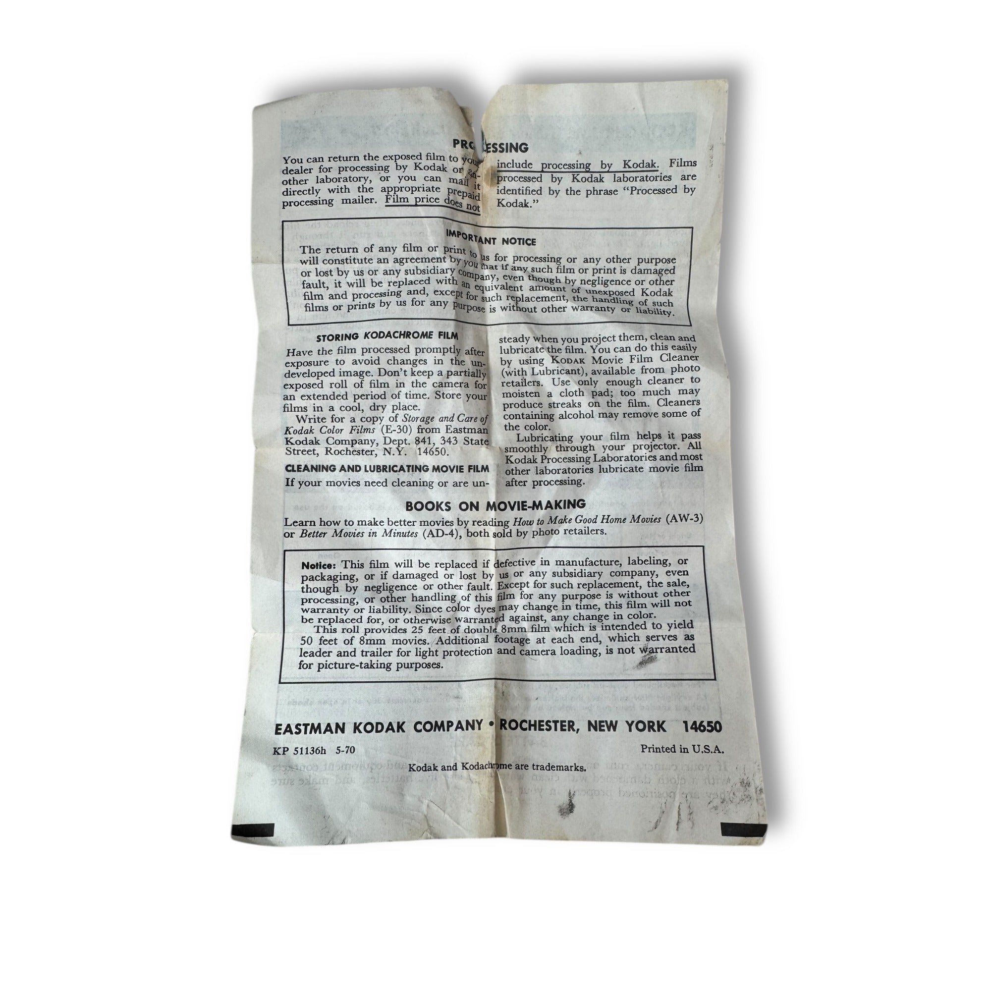 Bell & Howell 134 8mm Movie Camera w/ Case Mid-Century Wind-Up Film Camera