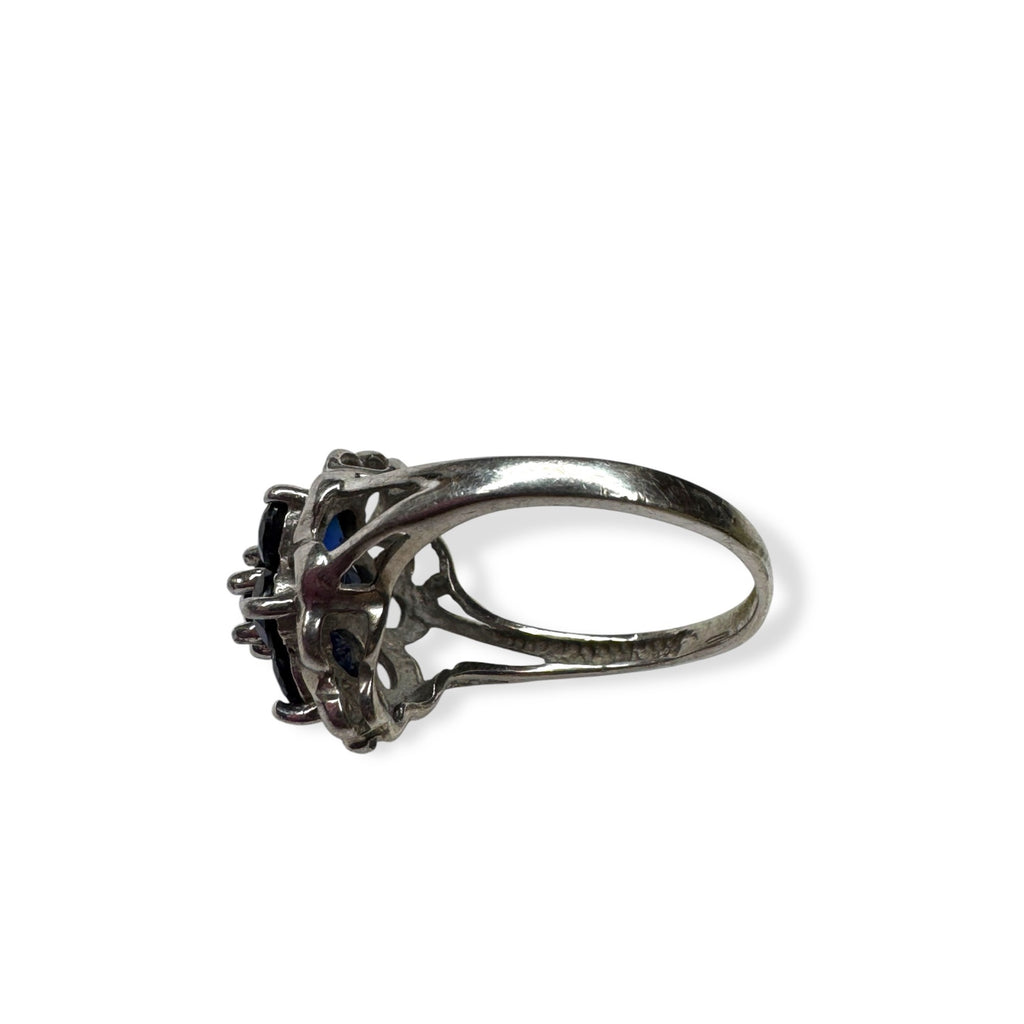 Sterling Silver Sapphire Floral Ring Size 5.5 2.14g