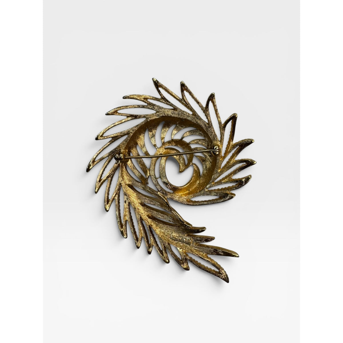 Monet Gold Tone Swirl Leaf Brooch Abstract Botanical Pin Signed 1980s