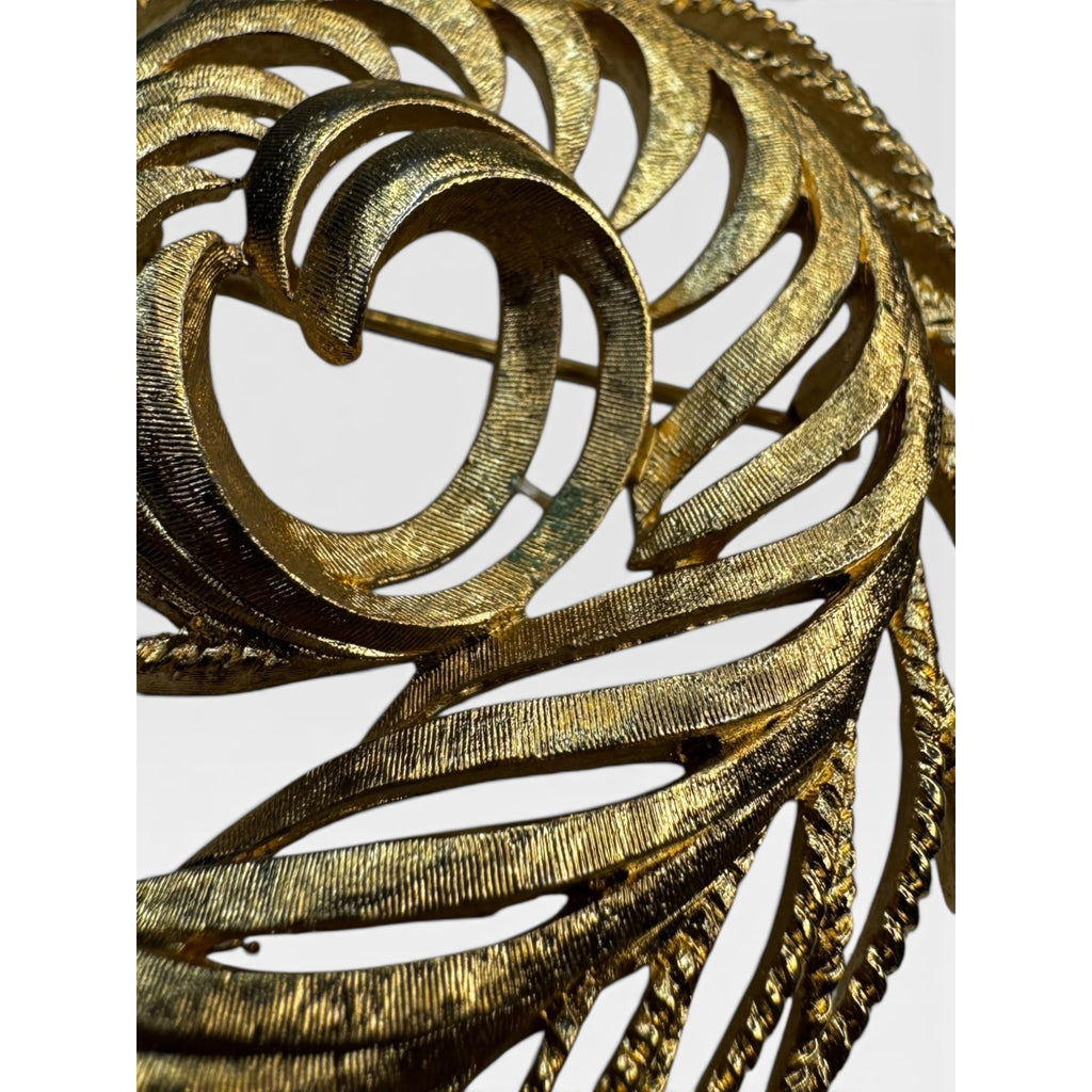Monet Gold Tone Swirl Leaf Brooch Abstract Botanical Pin Signed 1980s