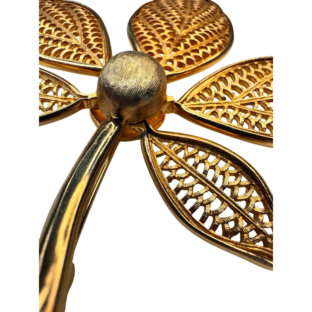 Filigree Leaf Brooch Gold Tone Openwork Floral 1970s Vintage