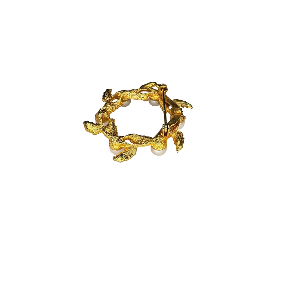 DFA Gold Tone Pearl Laurel Wreath Brooch Leaf Circle Pin Vintage