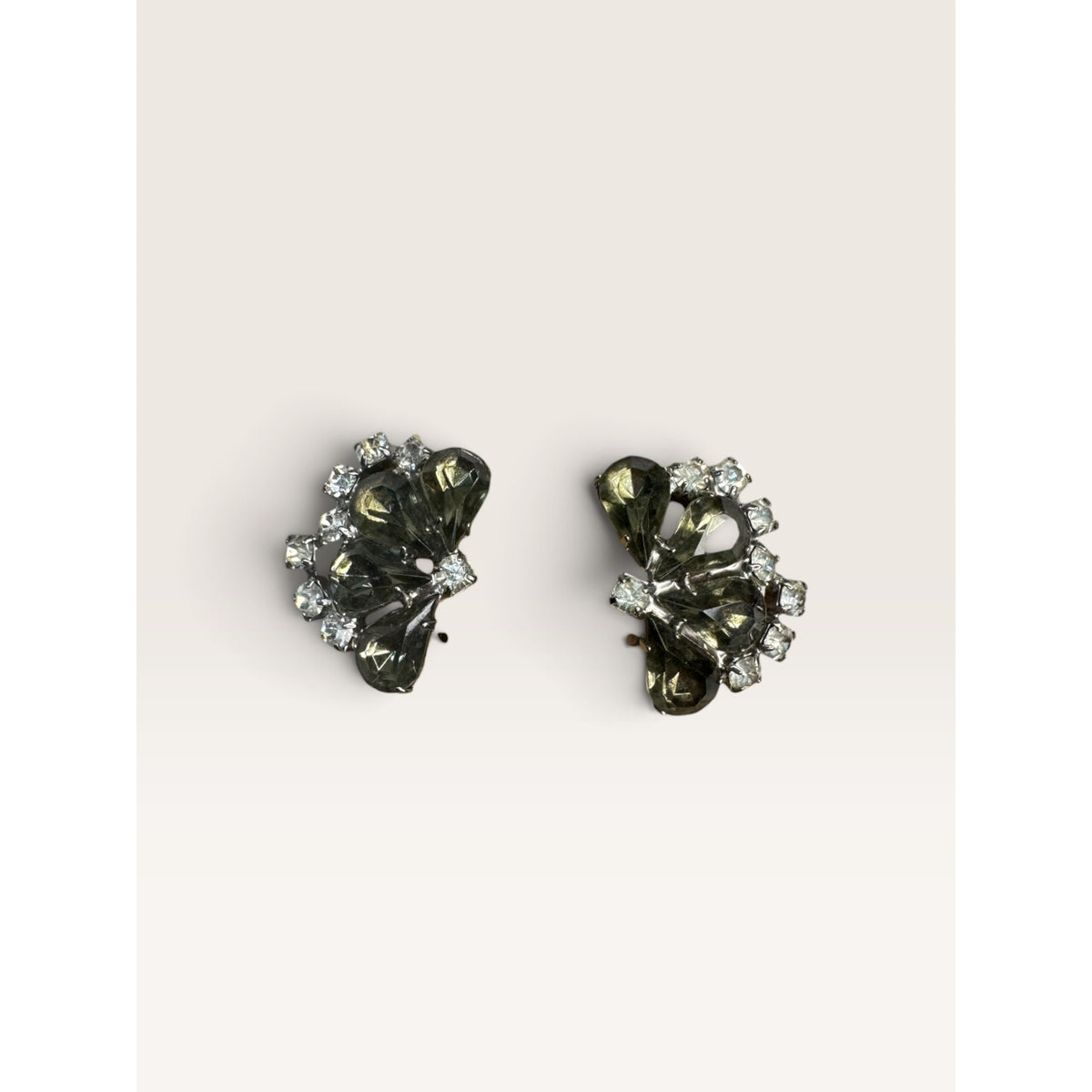 1950s Smoky Gray Glass Pear Clear Crystal Rhinestone Clip Earrings 1.14" Vintage