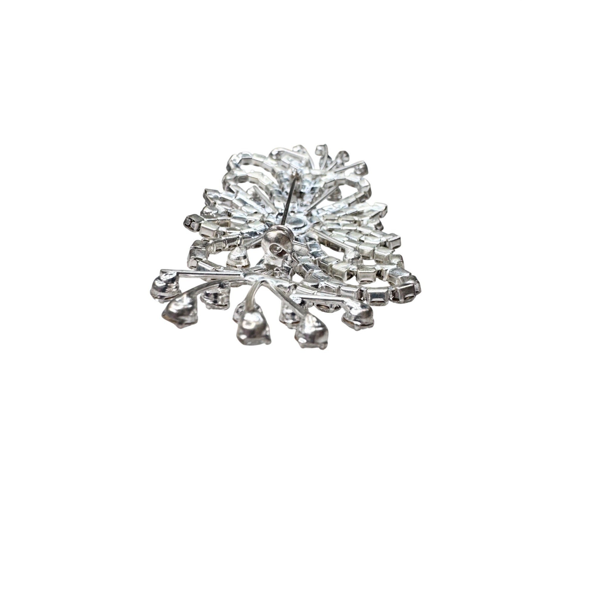 Unsigned Brooch Clear Crystal Silver Tone Filigree Bow Spray Statement 90s-2000s
