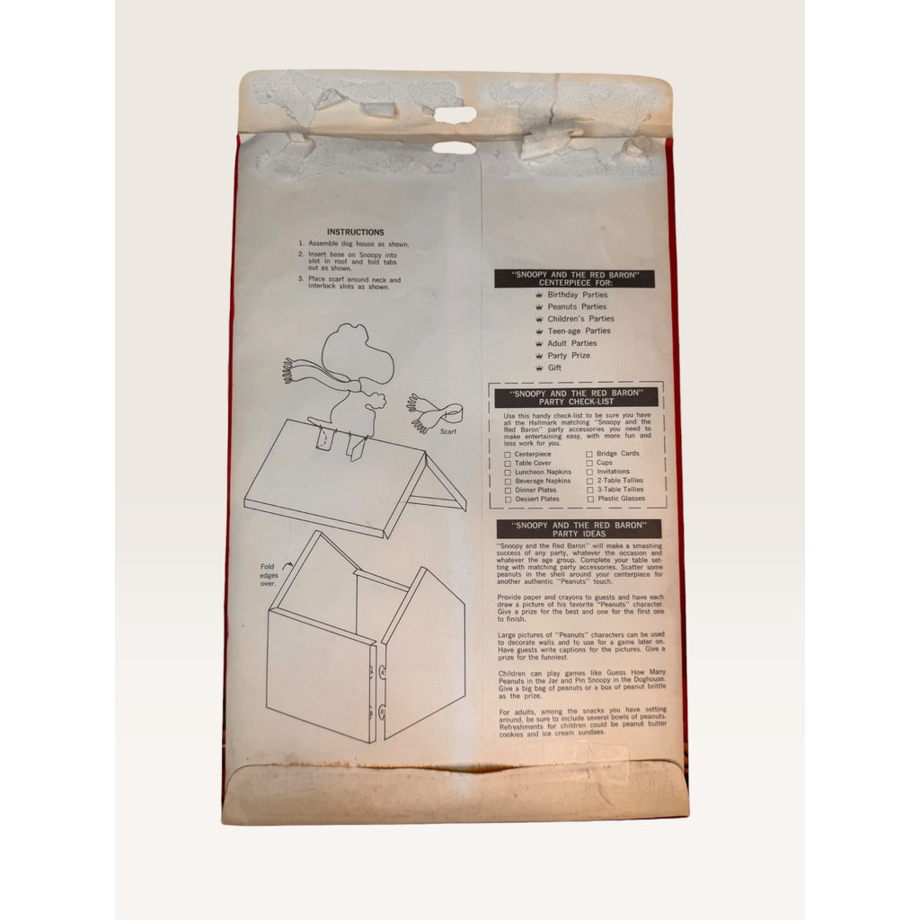 Hallmark Peanuts Snoopy Red Baron Doghouse Centerpiece Flying Ace 14" Box
