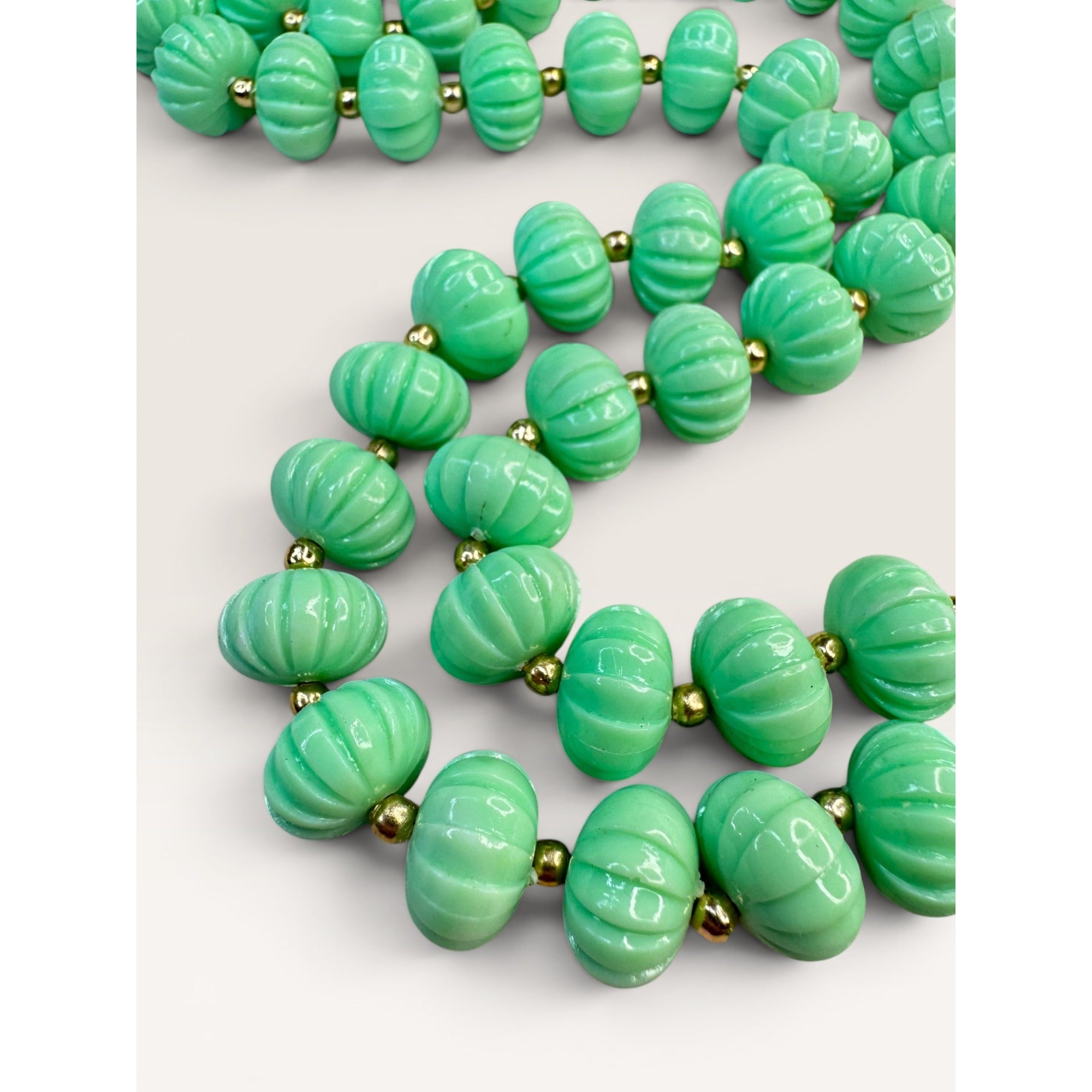 1960s Hong Kong Green Plastic Fluted Bead Single Strand Necklace 28" Vintage