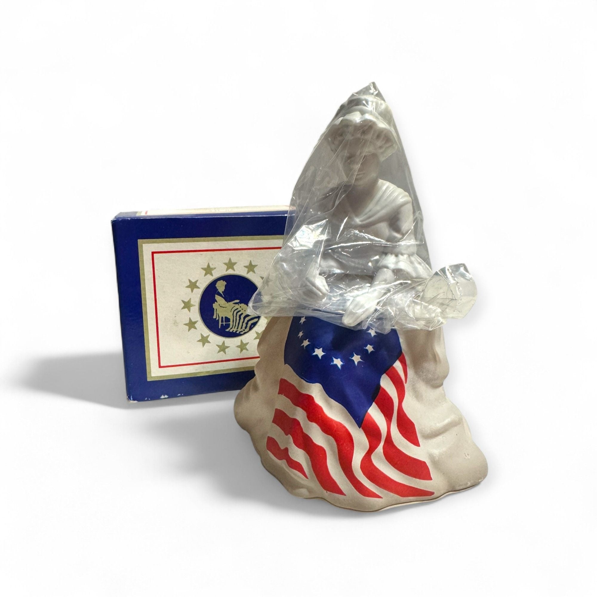 Avon 1976 Betsey Ross Topaze Cologne Patriotic Bicentennial Bottle In Box 4 oz