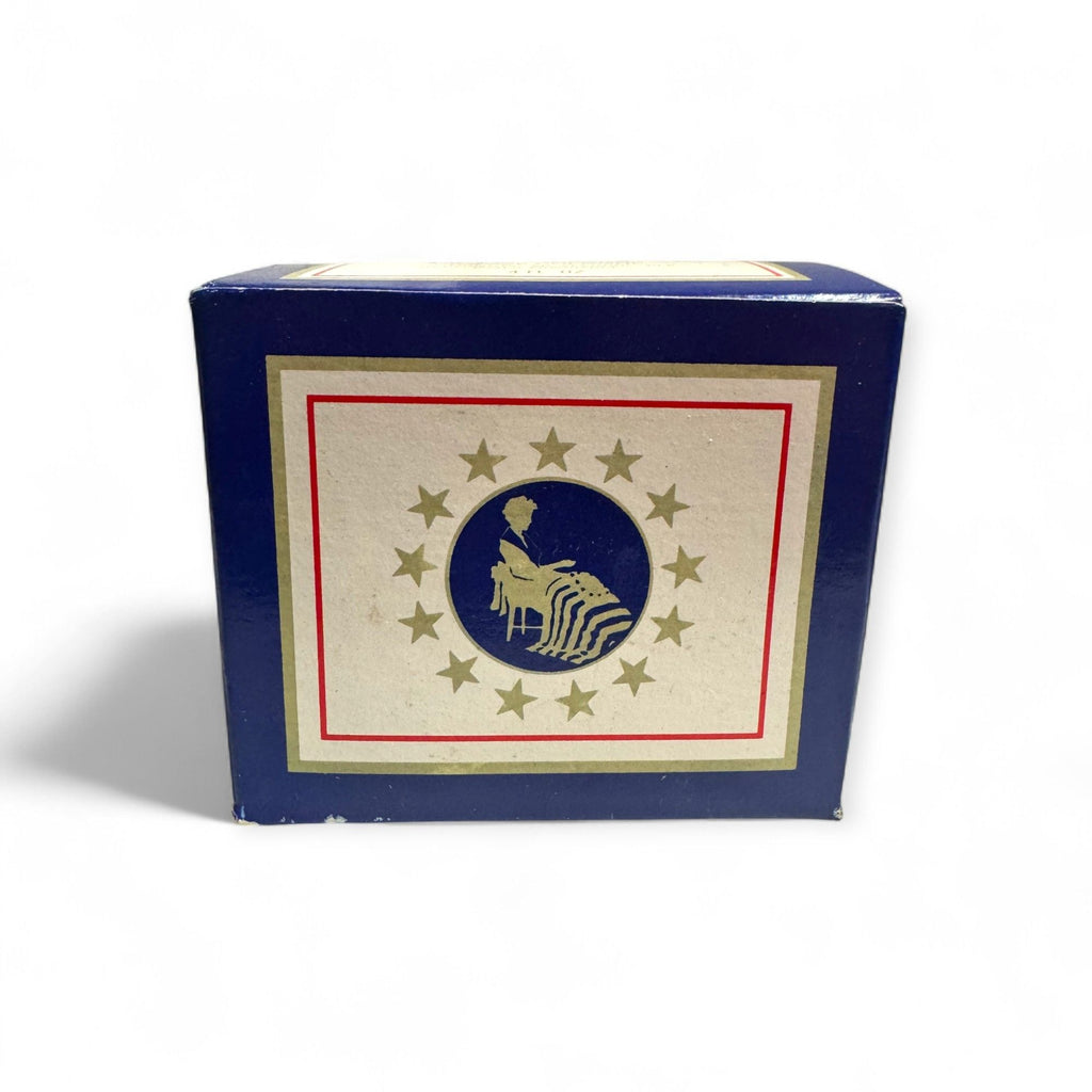 Avon 1976 Betsey Ross Topaze Cologne Patriotic Bicentennial Bottle In Box 4 oz