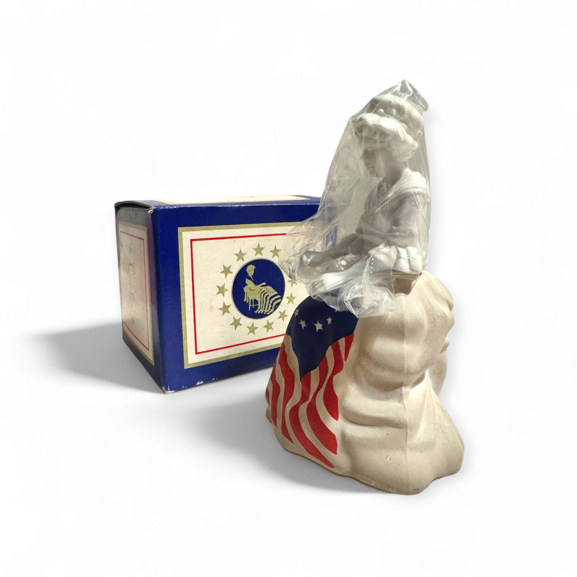 Avon 1976 Betsey Ross Topaze Cologne Patriotic Bicentennial Bottle In Box 4 oz