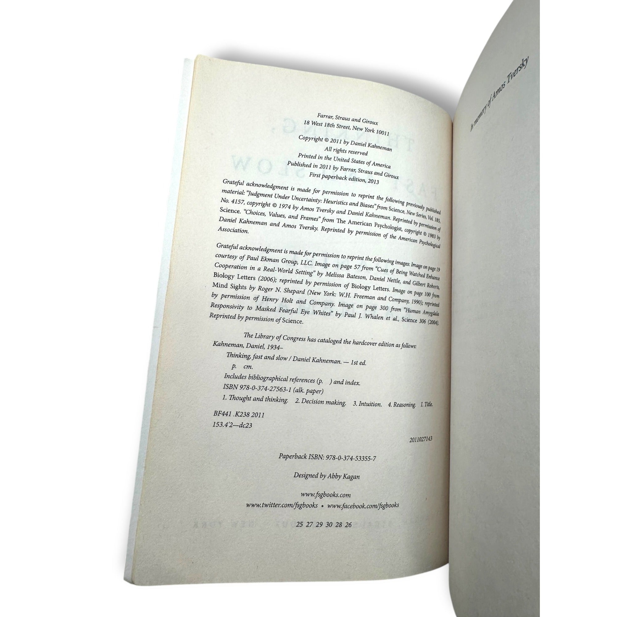 Thinking Fast And Slow By Daniel Kahneman Paperback 2013 Nobel Prize Winner Psychology Bestseller