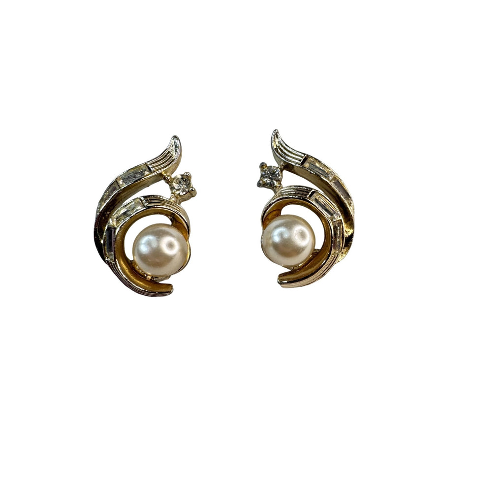Lisner Faux Pearl Rhinestone Gold Tone Clip Earrings 1960s Vintage