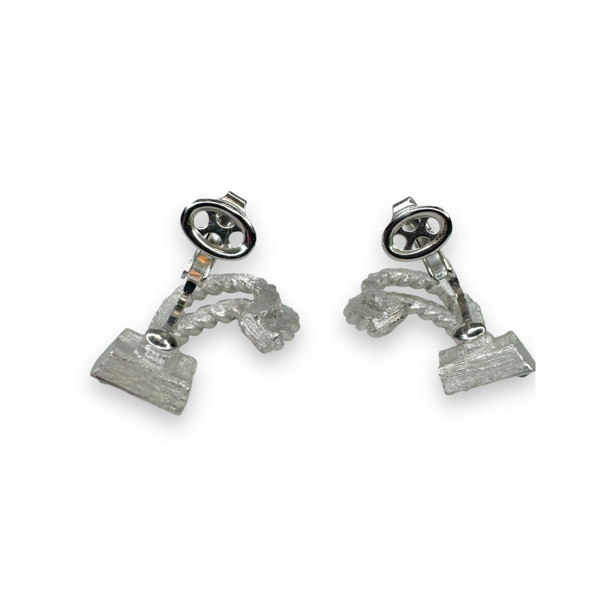 Vintage Crown Trifari Blue Crystal Silver Tone Clip-On Earrings