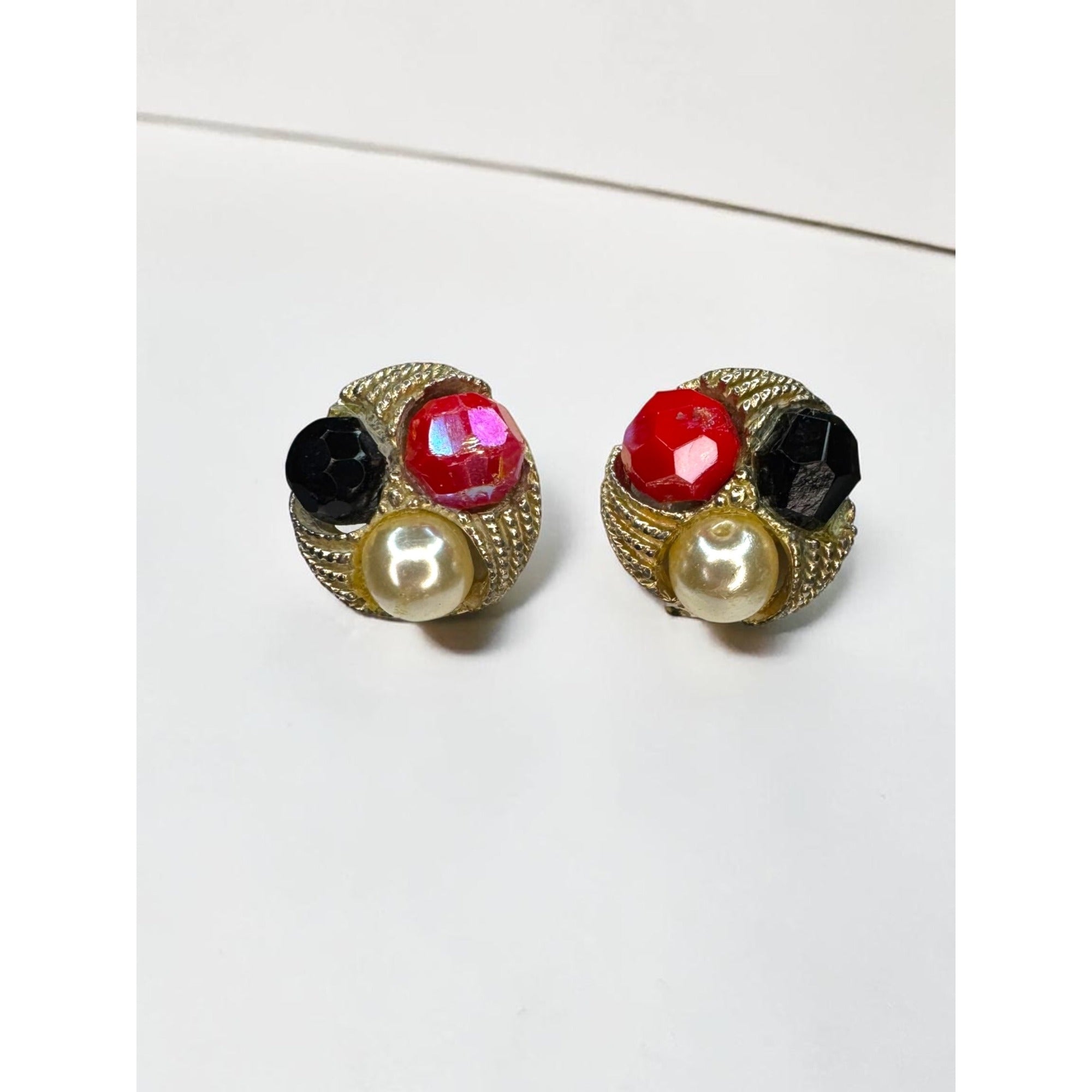 Multicolor Crystal Faux Pearl Beaded Necklace Earrings Set 1960s Vintage