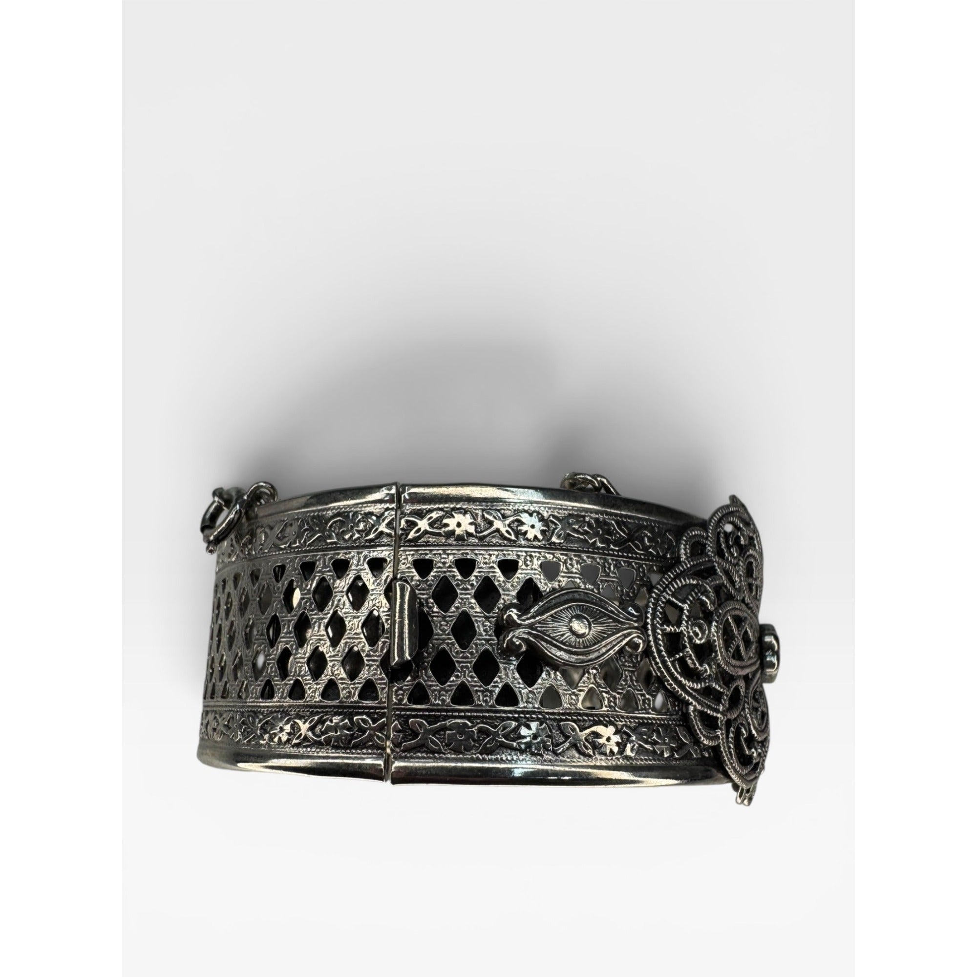Freirich Silver Tone Evil Eye Hinged Cuff Bracelet Vintage