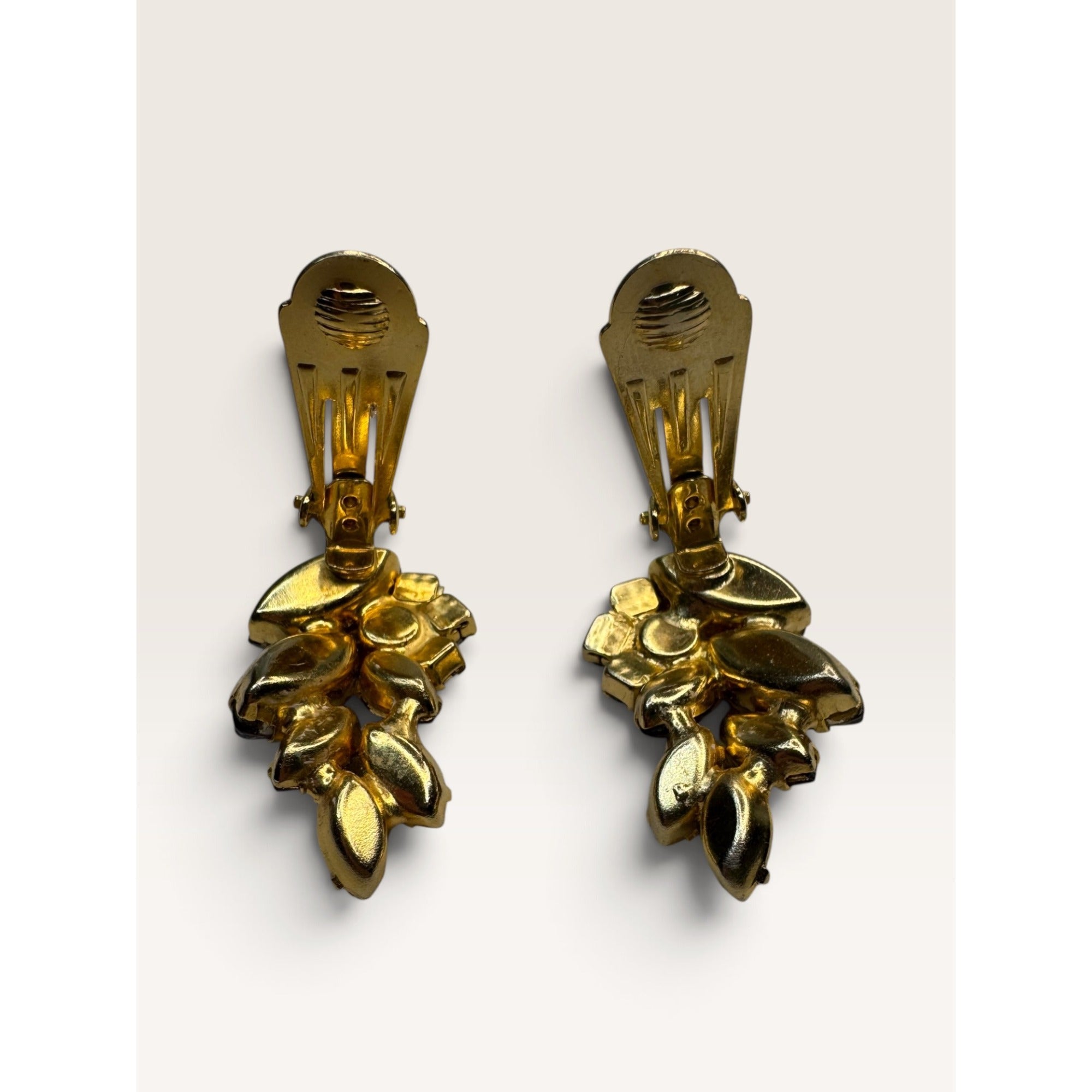 1950s Amber Carved Glass Leaf AB Rhinestone Spray Clip Earrings 1.31" Vintage