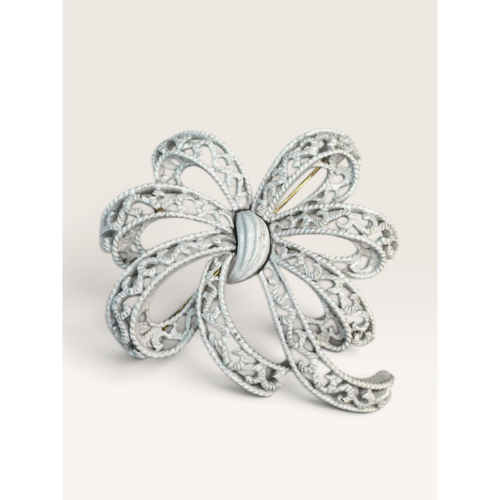 Crown Trifari 1960s Mid Century White Enamel Filigree Openwork Bow Brooch 2.46"