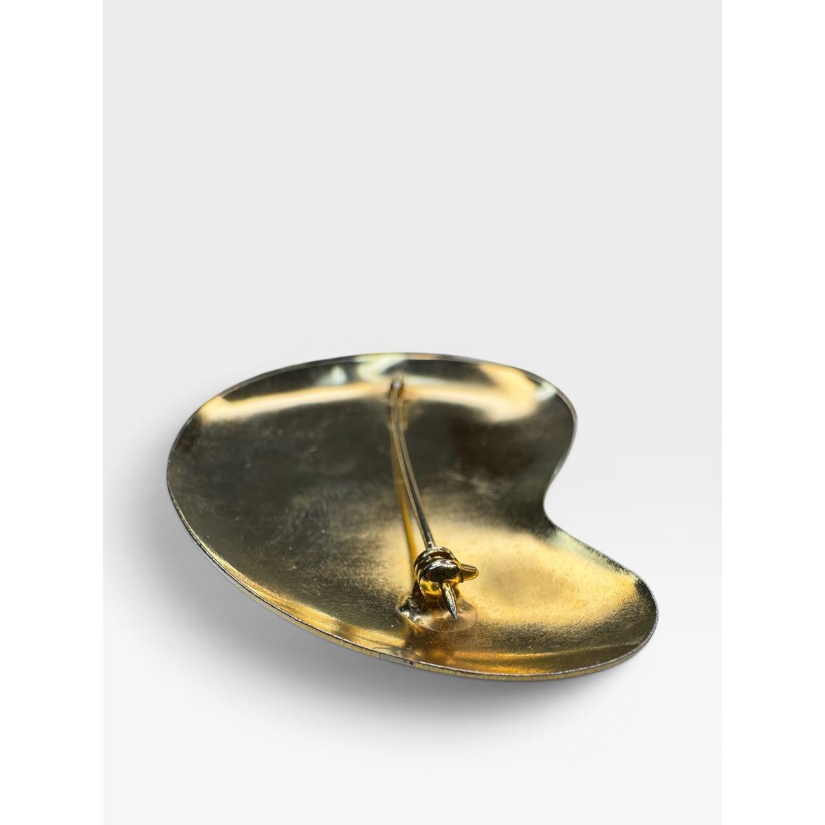 Abstract Gold Tone Brooch Black Gray Acrylic Cabochon Modernist Freeform 1980s
