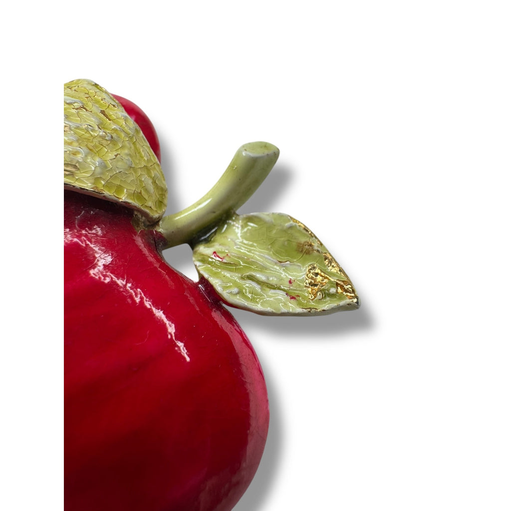 Vintage Mode Art Arthur Pepper Apple Brooch Enamel Gold Tone 1950s/60s