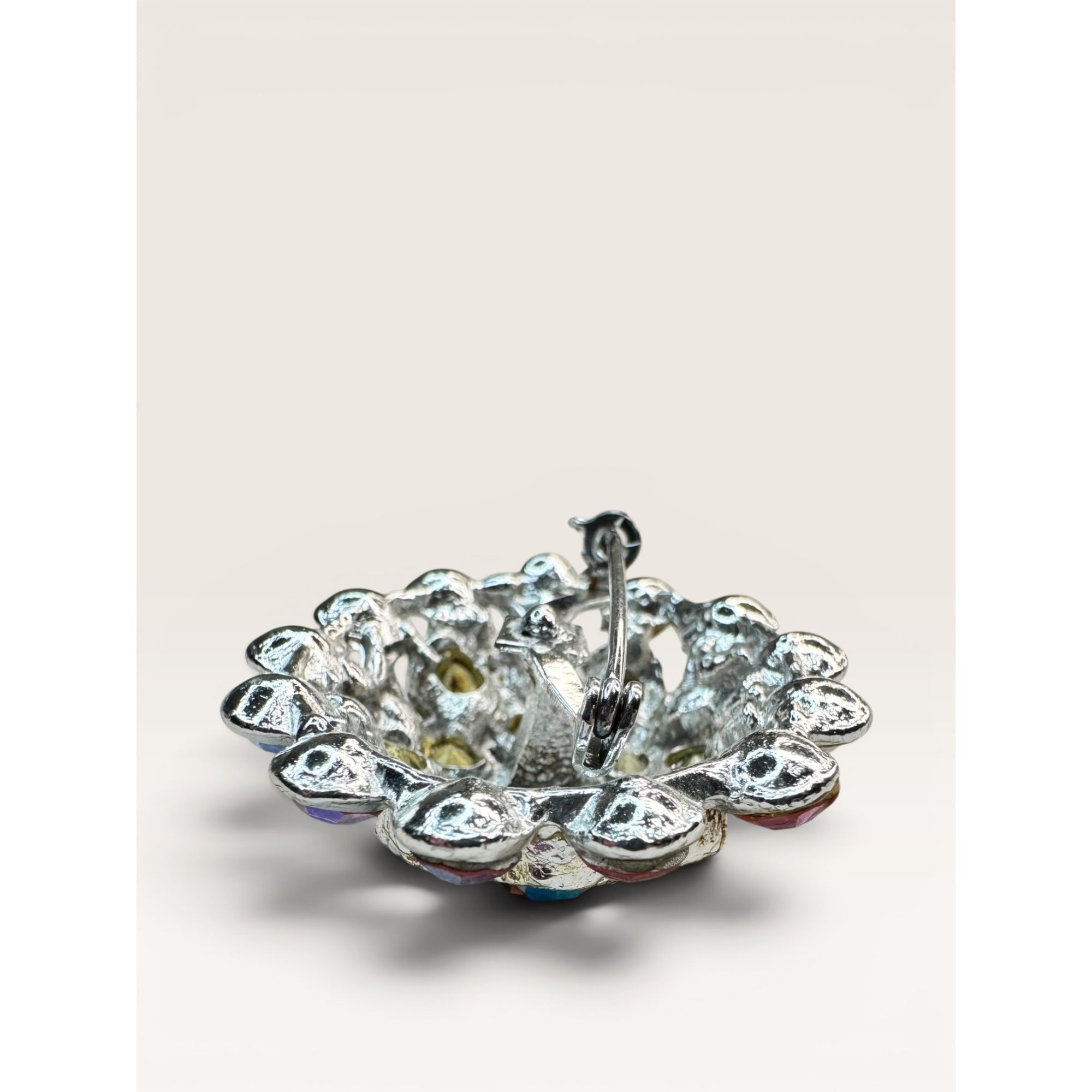 1960s Aurora Borealis Rhinestone Cluster Brooch Round Silver Tone Vintage