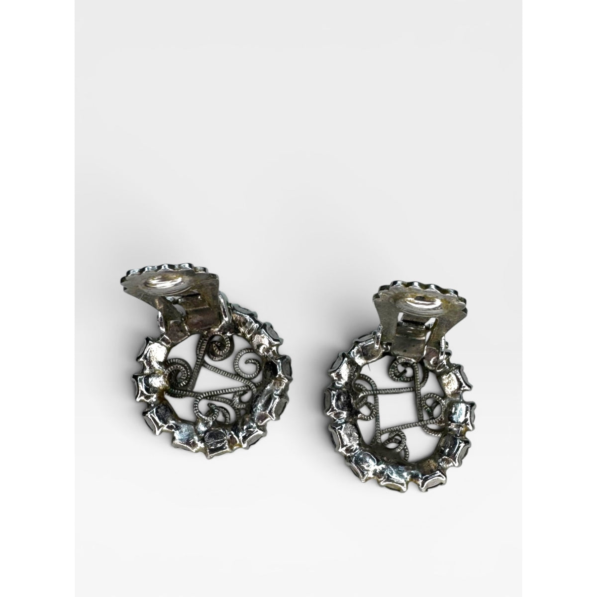 Aurora Borealis Crystal Rhinestone Clip On Earrings Silver Tone Vintage Scroll