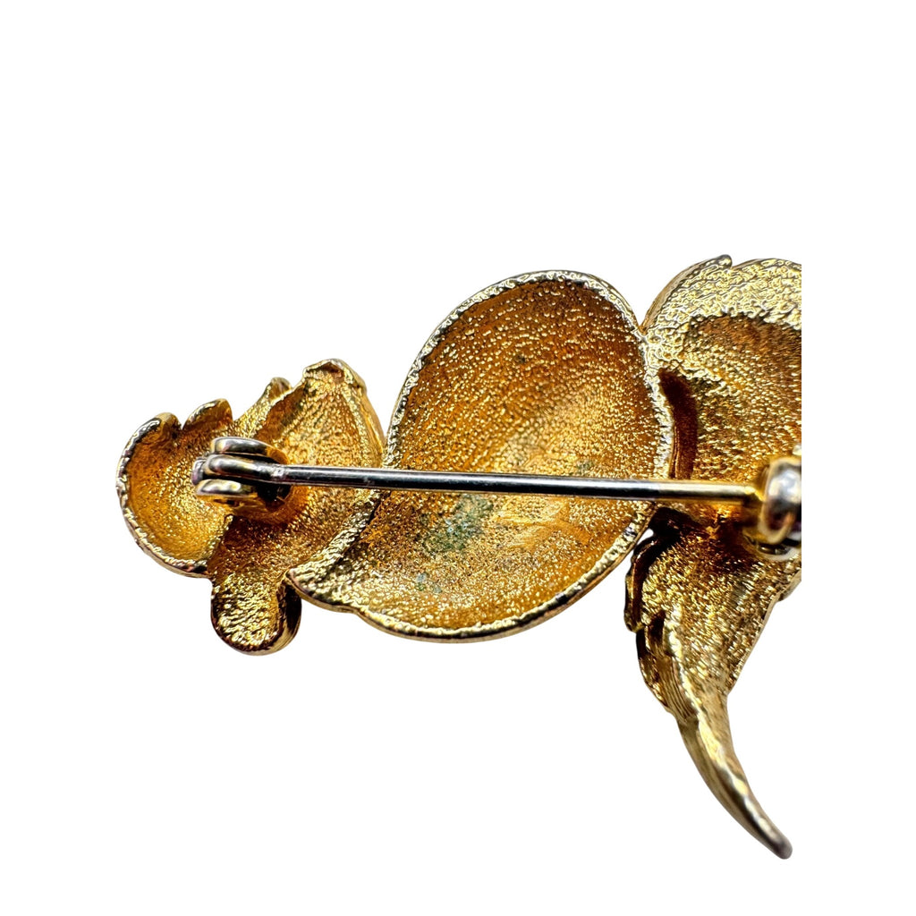 Unsigned Brooch Gold Tone Skunk Figural Animal 1970s Vintage