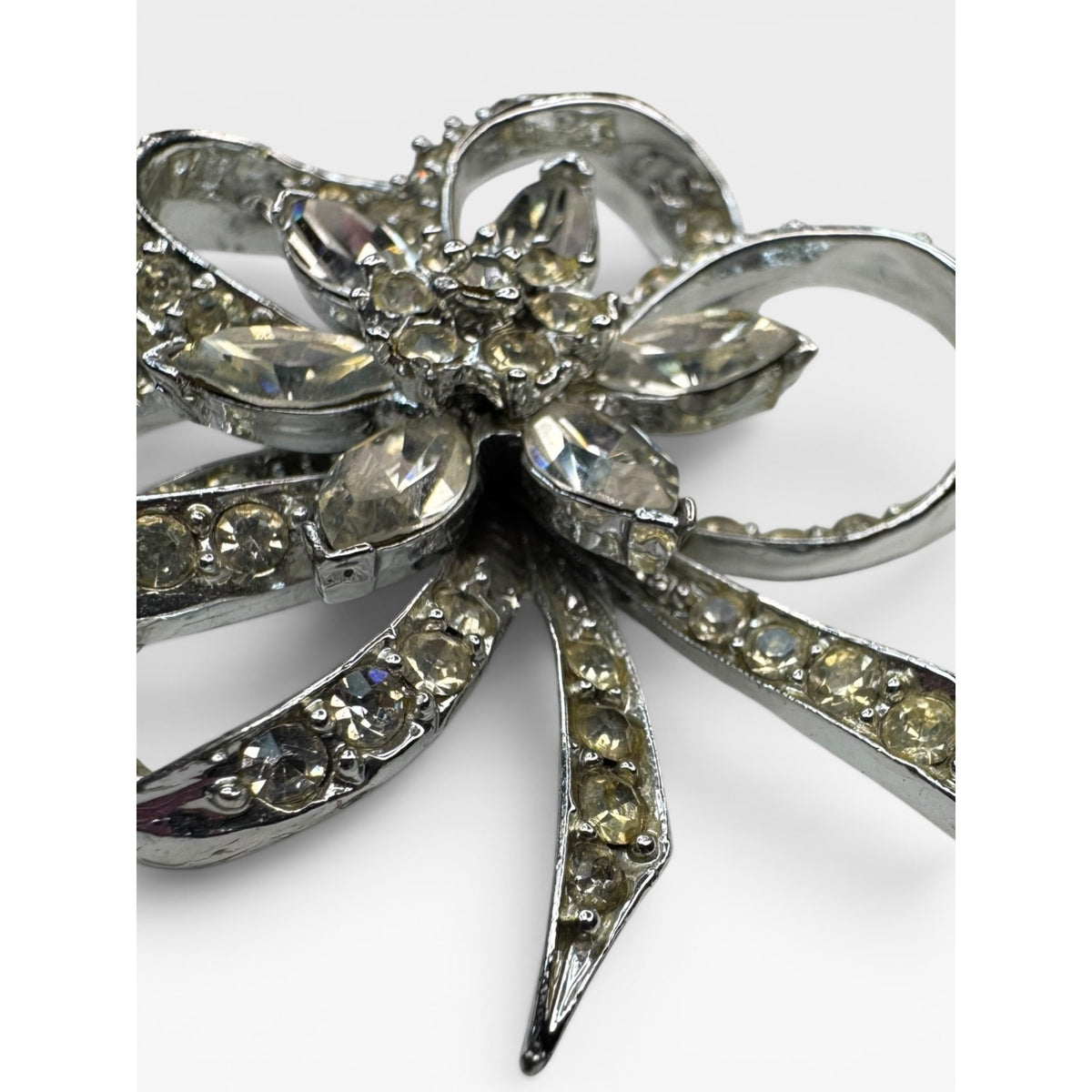 Pell Crystal Bow Brooch Silver Tone Pave Ribbon Pin Signed Vintage