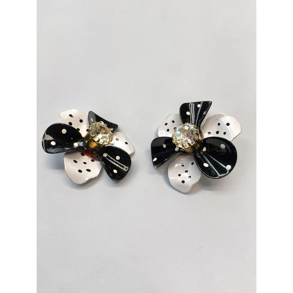 Avon Crystal Black White Enamel Flower Brooch Earrings Set 1970s Vintage