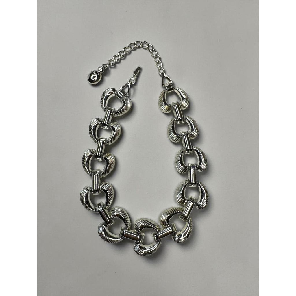 Silver Tone Textured Link Necklace Bracelet Earrings Set 1980s Vintage