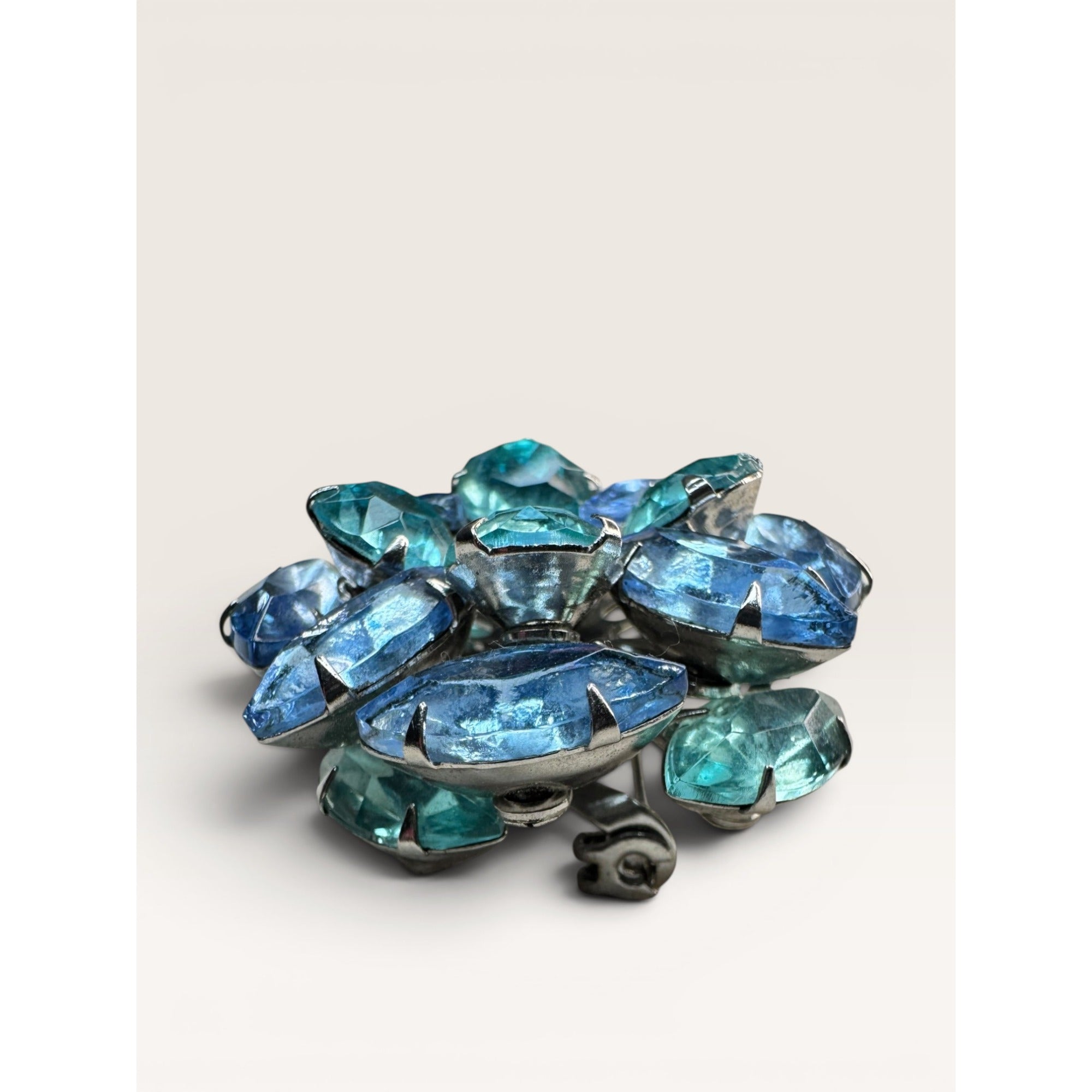 1950s Blue Glass Cluster Brooch Aqua UV Glow Uranium Glass Silver Tone Vintage