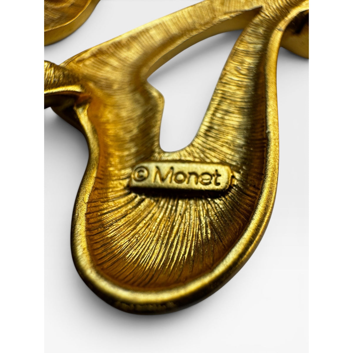 Monet Gold Tone Abstract Bow Brooch Modernist Ribbon Pin Signed 1980s