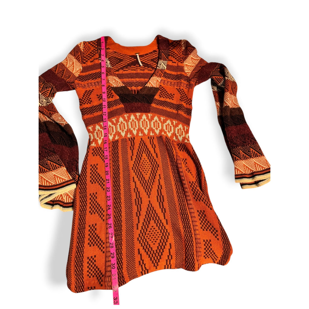 Free People Orange Knit Boho Sweater Dress XS Bell Sleeves Tie Back V Neck