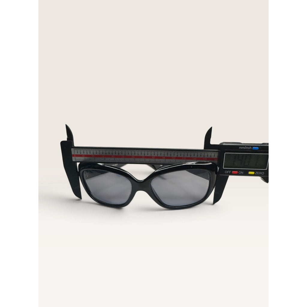 Foster Grant Flection Black Polarized Oval Cat Eye Sunglasses Leopard Case 48mm