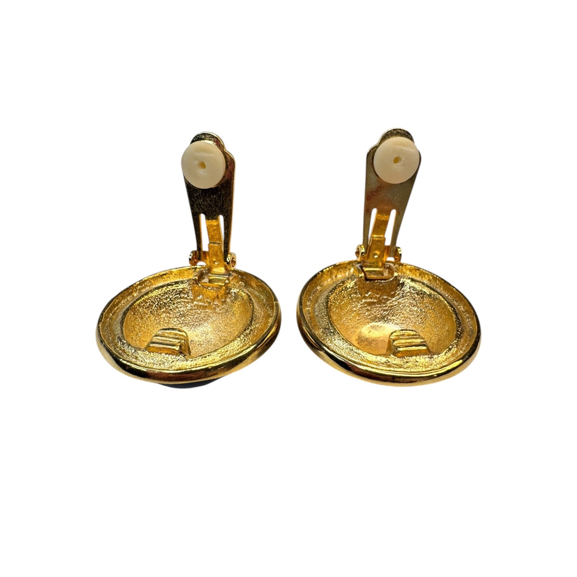 off white navy blue enamel gold tone heavy 90s clip on earrings