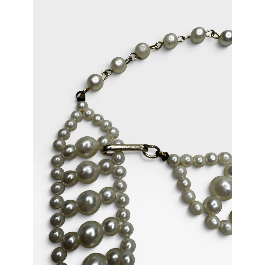 Faux Pearl Lattice Green Cameo 11-14 Inch Choker Necklace 1960s Vintage