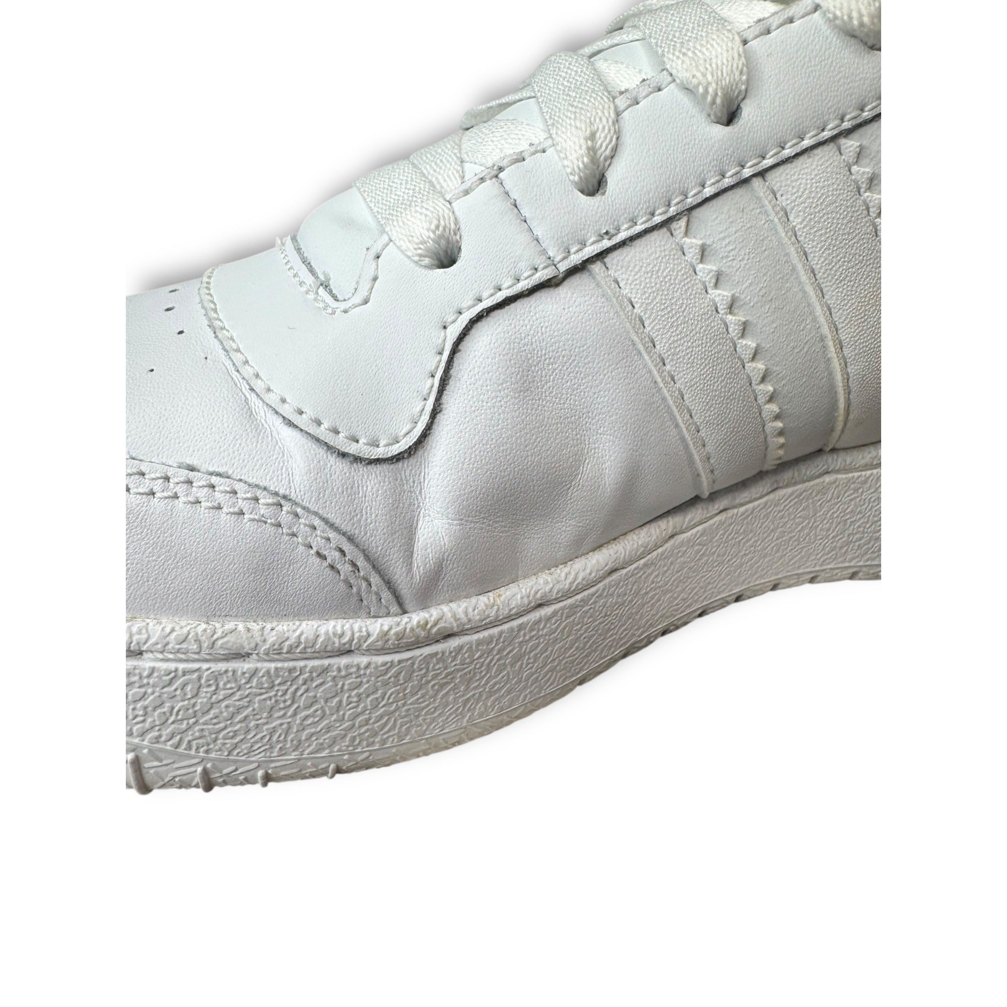 Adidas Mens Super Cup Low Basketball Shoes White Size 9 Pre owned Original Box