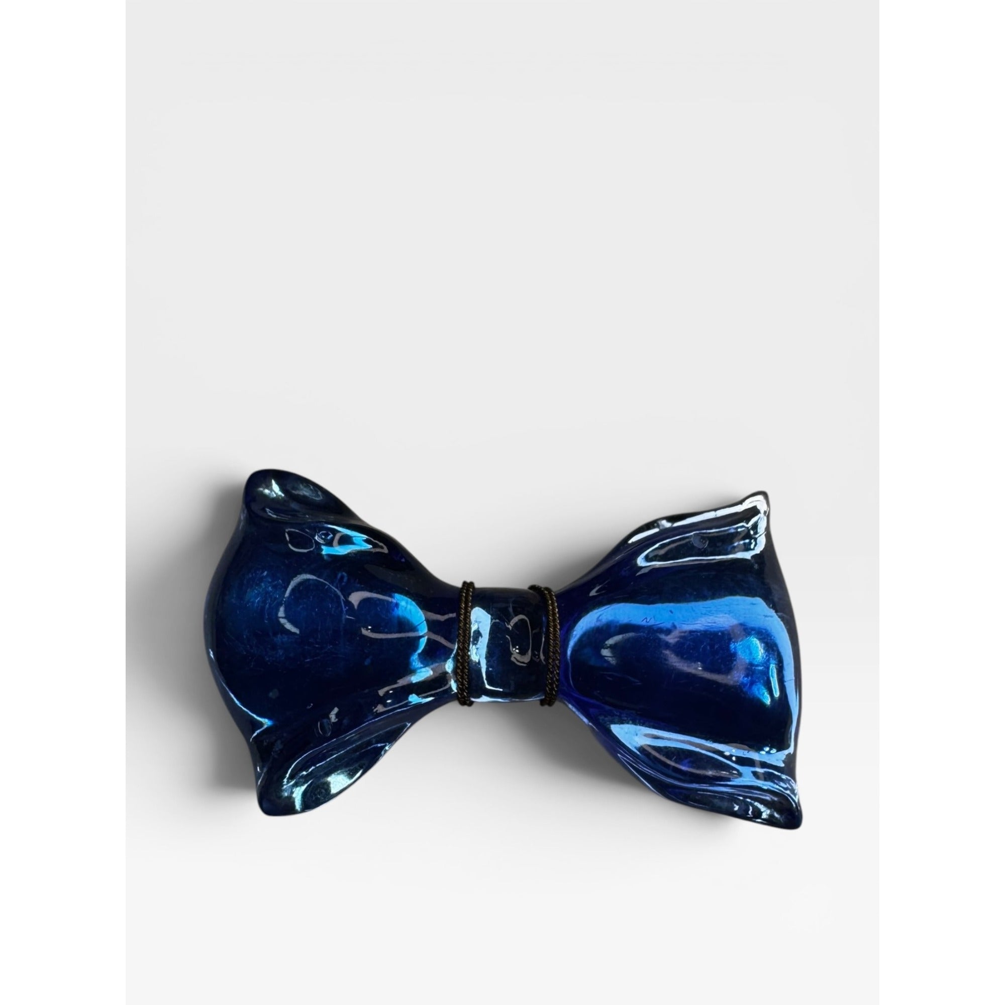 Blue Lucite Bow Brooch Carved Ribbon Pin Unsigned Vintage 1980s