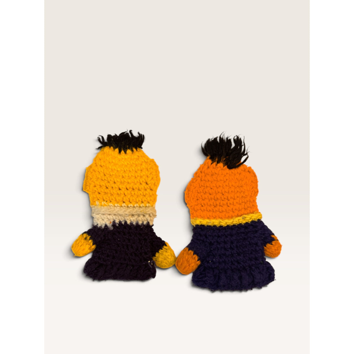 Vintage Sesame Street Bert and Ernie Hand Puppets Crochet Knit Mitts Taiwan Pair
