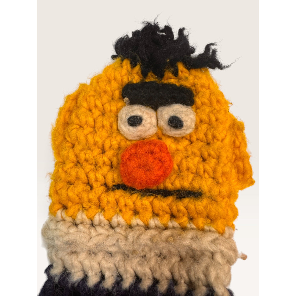 Vintage Sesame Street Bert and Ernie Hand Puppets Crochet Knit Mitts Taiwan Pair