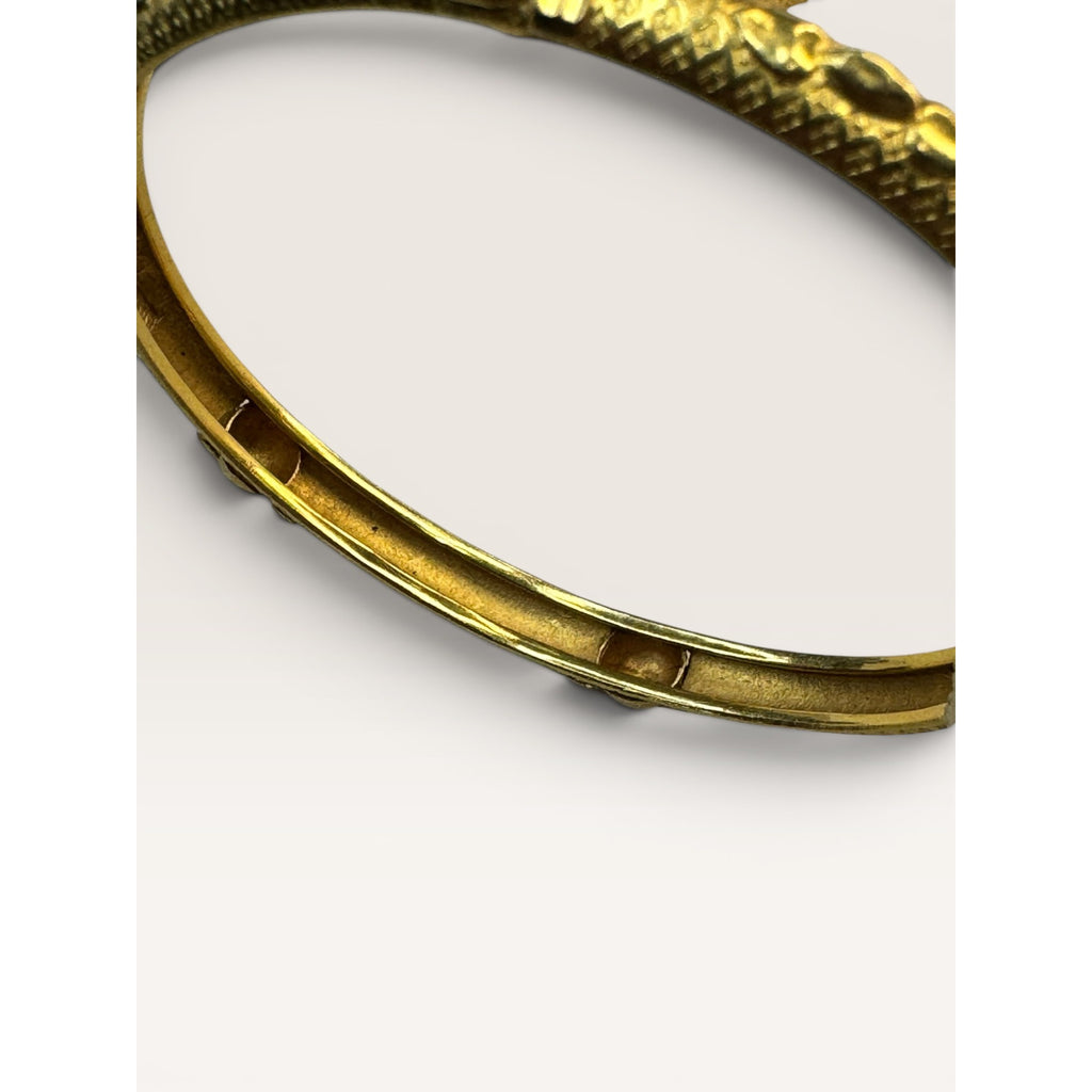 22K Gold Indian Bangle Bracelets Pair Hand Chased KDM Size 7.5 Vintage