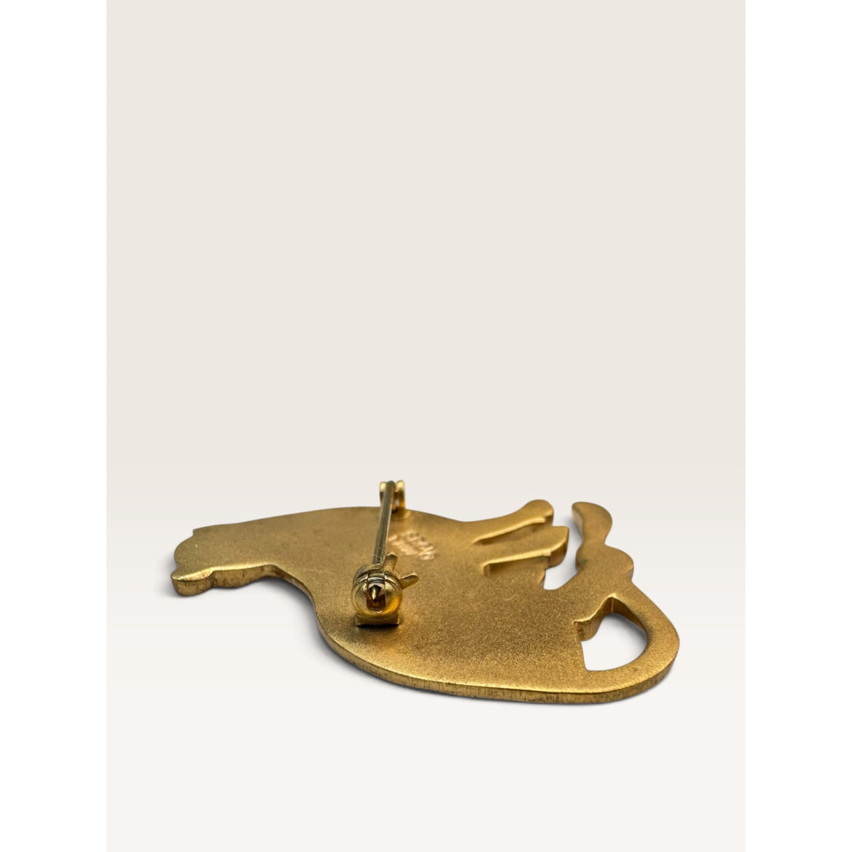 MMA 1985 Metropolitan Museum of Art Gold Tone Seated Leopard Brooch 1.76"